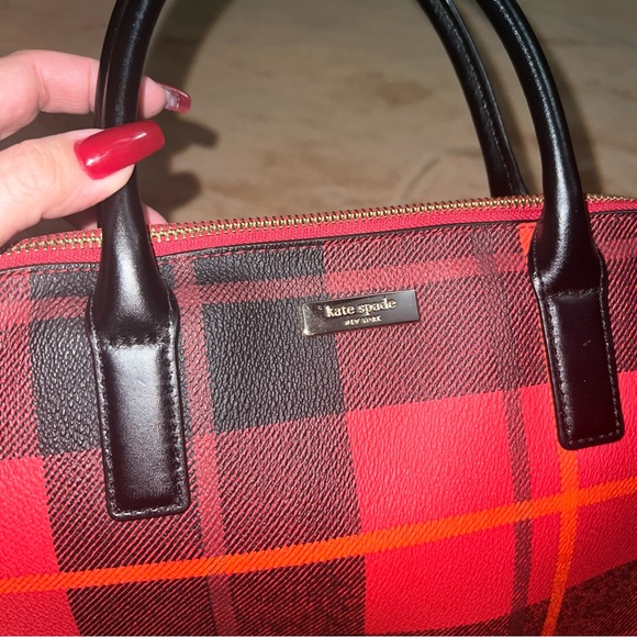 ♥️♥️♥️ Authentic- Kate Spade hand bag ( medium) - Picture 8 of 12